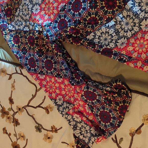 2/$10 Notations top in red, blue, yellow and white geometric design - Picture 2 of 6